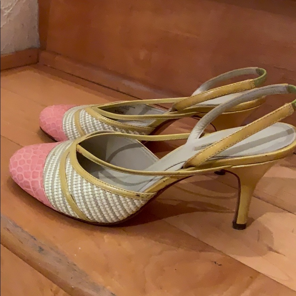 Max Studio Shoes